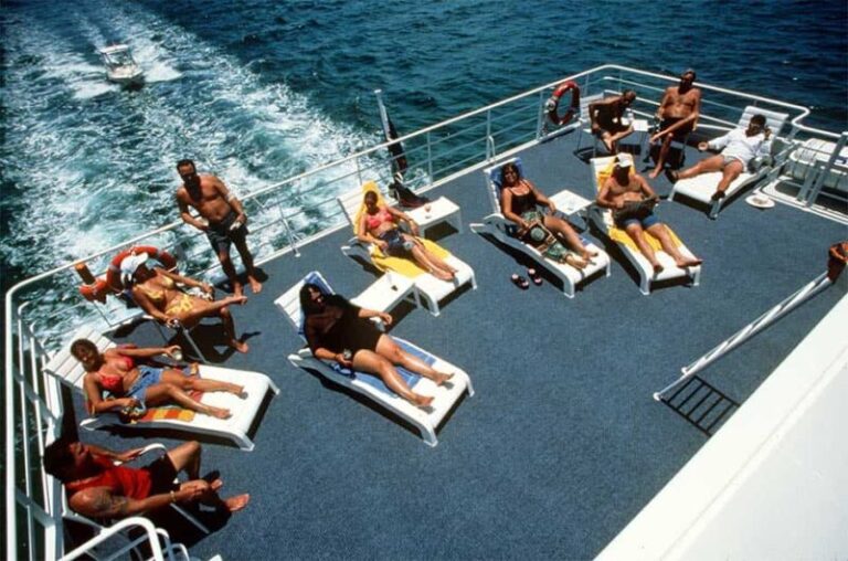 bahamas liveaboard diving