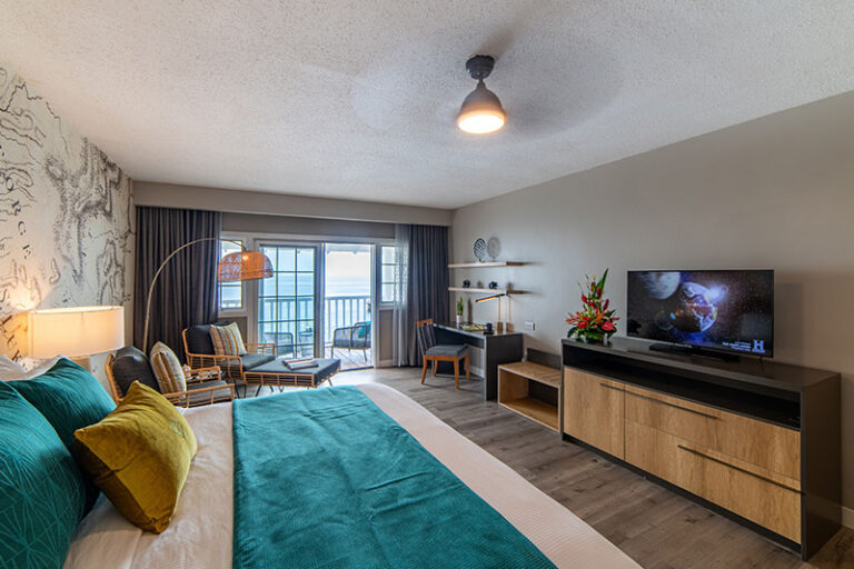 fort young dive resort