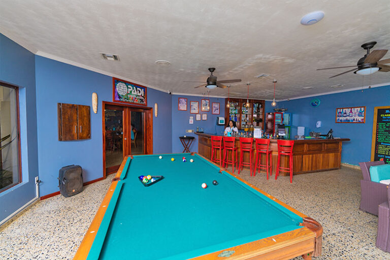 turquoise bay roatan