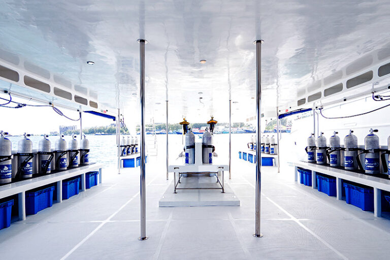 maldives scuba diving