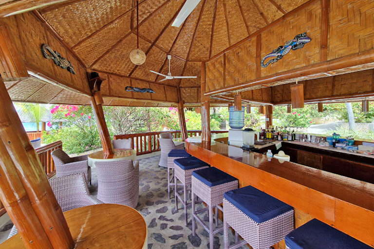 magic island dive resort philippines