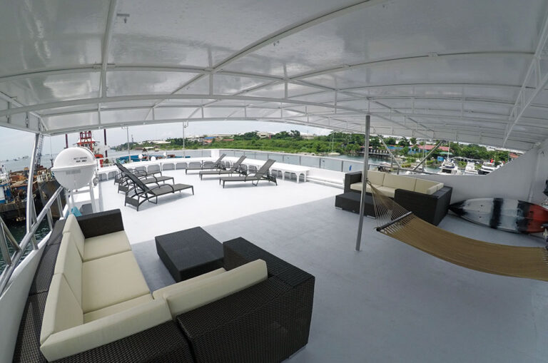 atlantis infiniti liveaboard philippines