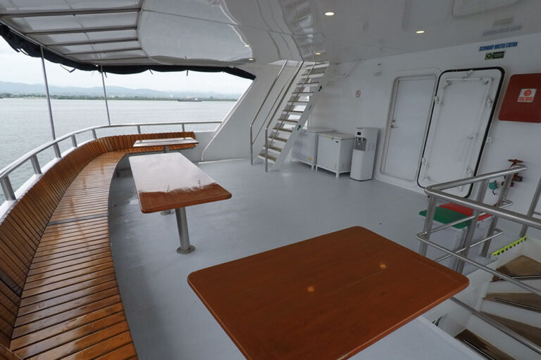 atlantis infiniti liveaboard philippines