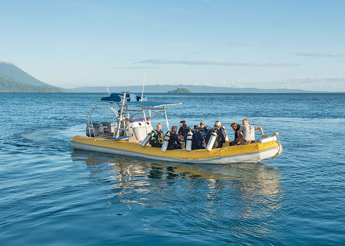 mv oceania liveaboard papua new guinea