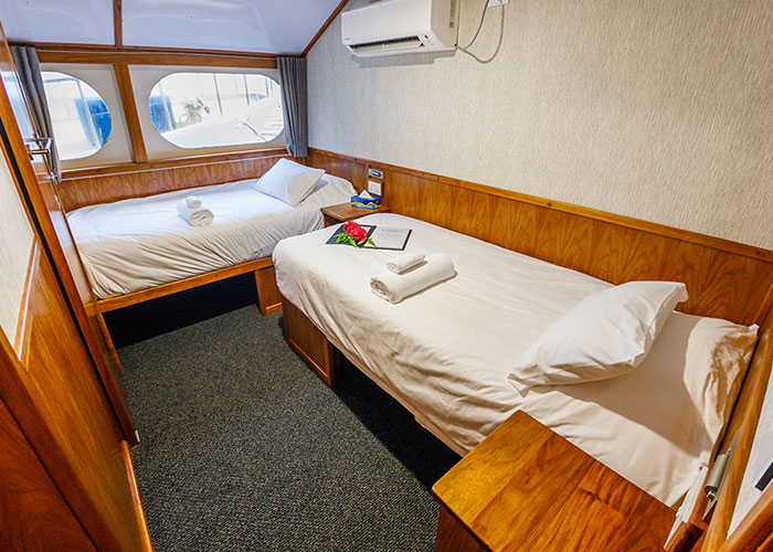 mv oceania liveaboard papua new guinea