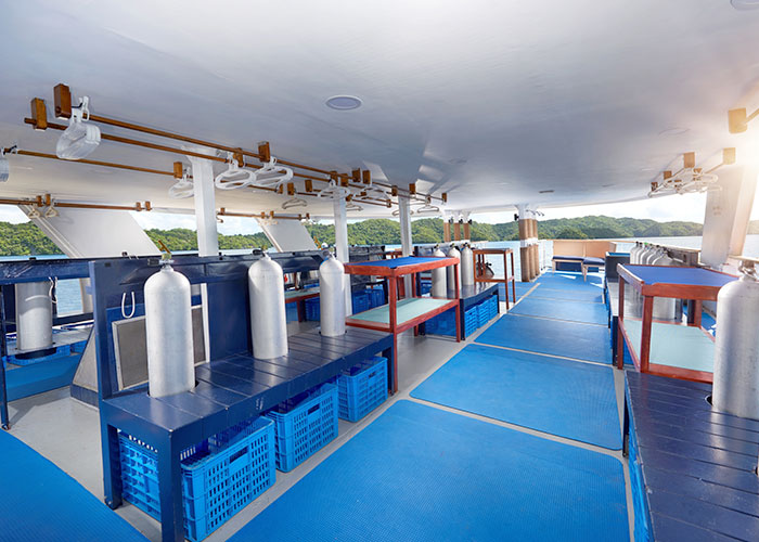 solitude one philippines liveaboard