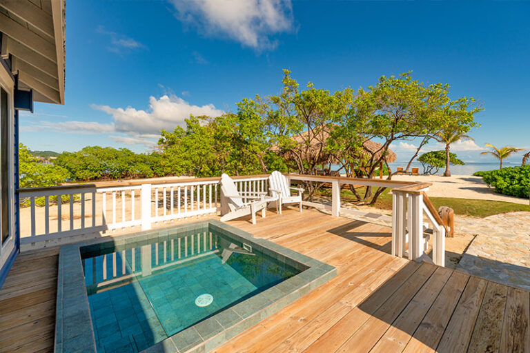 barefoot cay resort roatan