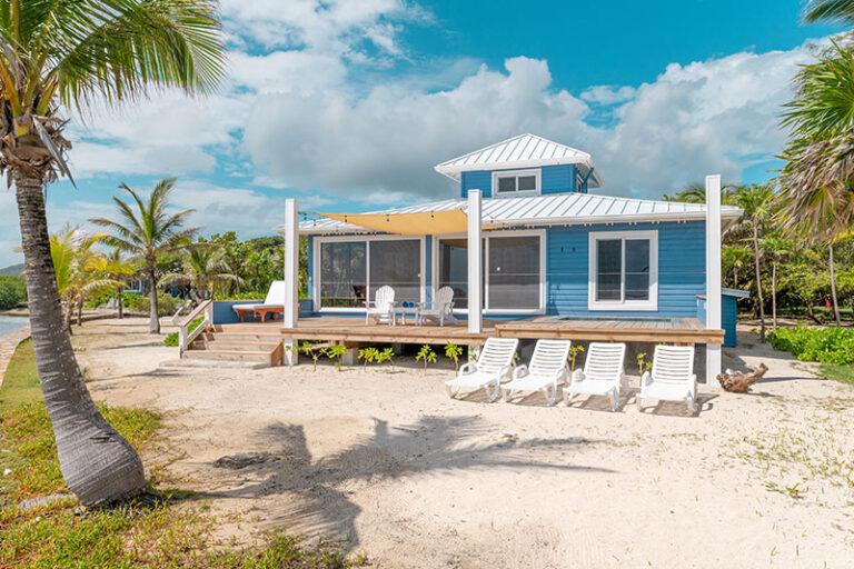 barefoot cay resort roatan