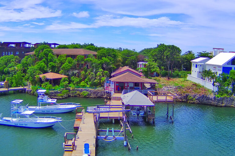 seagrape plantation resort roatan